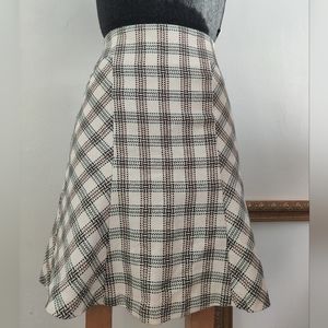 ANN TAYLOR LOFT Petite Women's Skirt Beige Size 4P